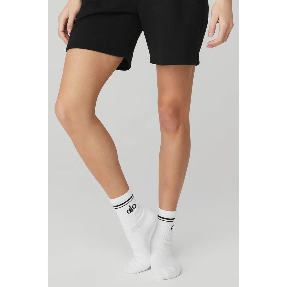 ALO Yoga Half-Crew Socks White Mens Womens M NWT Logo Casual Lifestyle